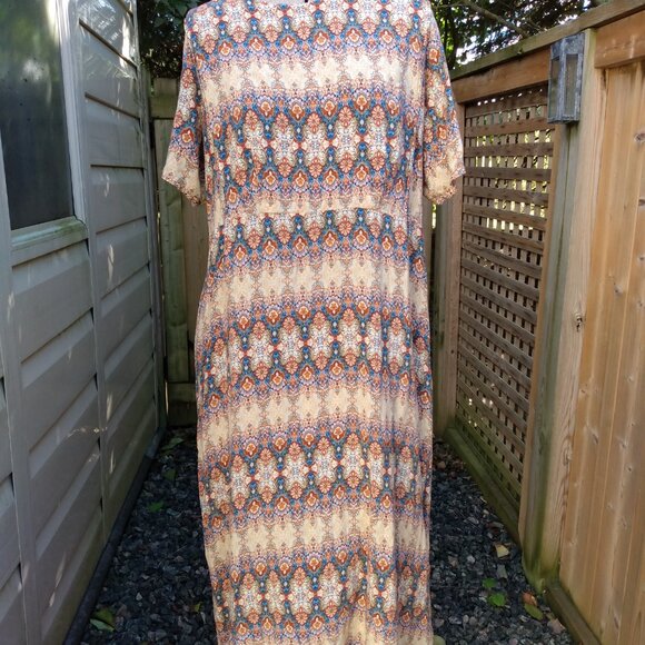 Amish Mennonite Cape Dress 42" Bust 38" Waist Rayon Boho Print Handmade Modest - Picture 5 of 9